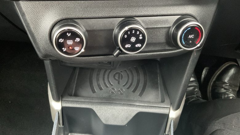 Vauxhall Frontera 83kW Design 44kWh 5dr Auto Electric Estate